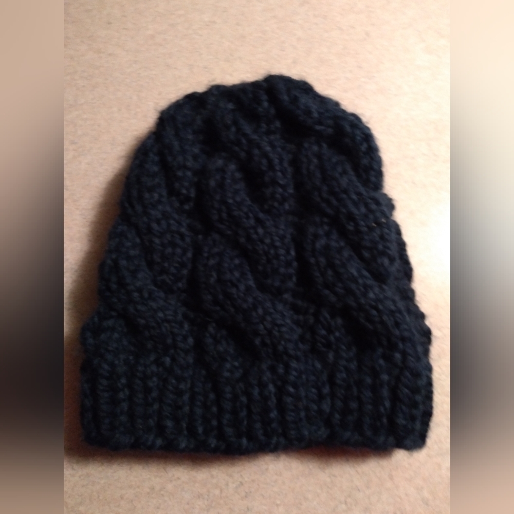 Hat bundle (2) - Picture 2 of 3